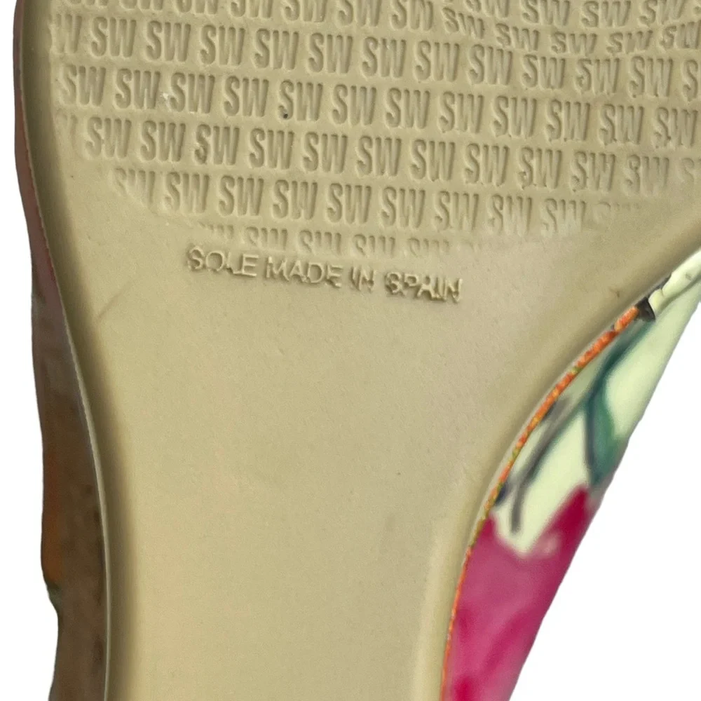 Stuart Weitzman Colorful Floral
Peep Toe Wedges Cork Platform
Slingback Size 7.5 - Picture 12 of 14